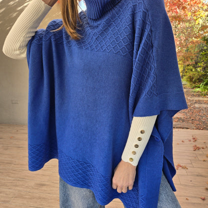 Sweater/Poncho "SERENA"