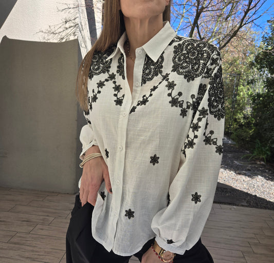 Blusa Bordada "CARACAS"