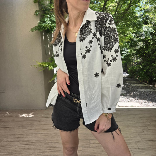 Blusa Bordada "CARACAS"