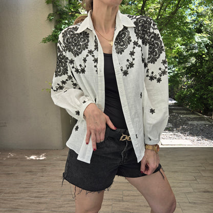 Blusa Bordada "CARACAS"