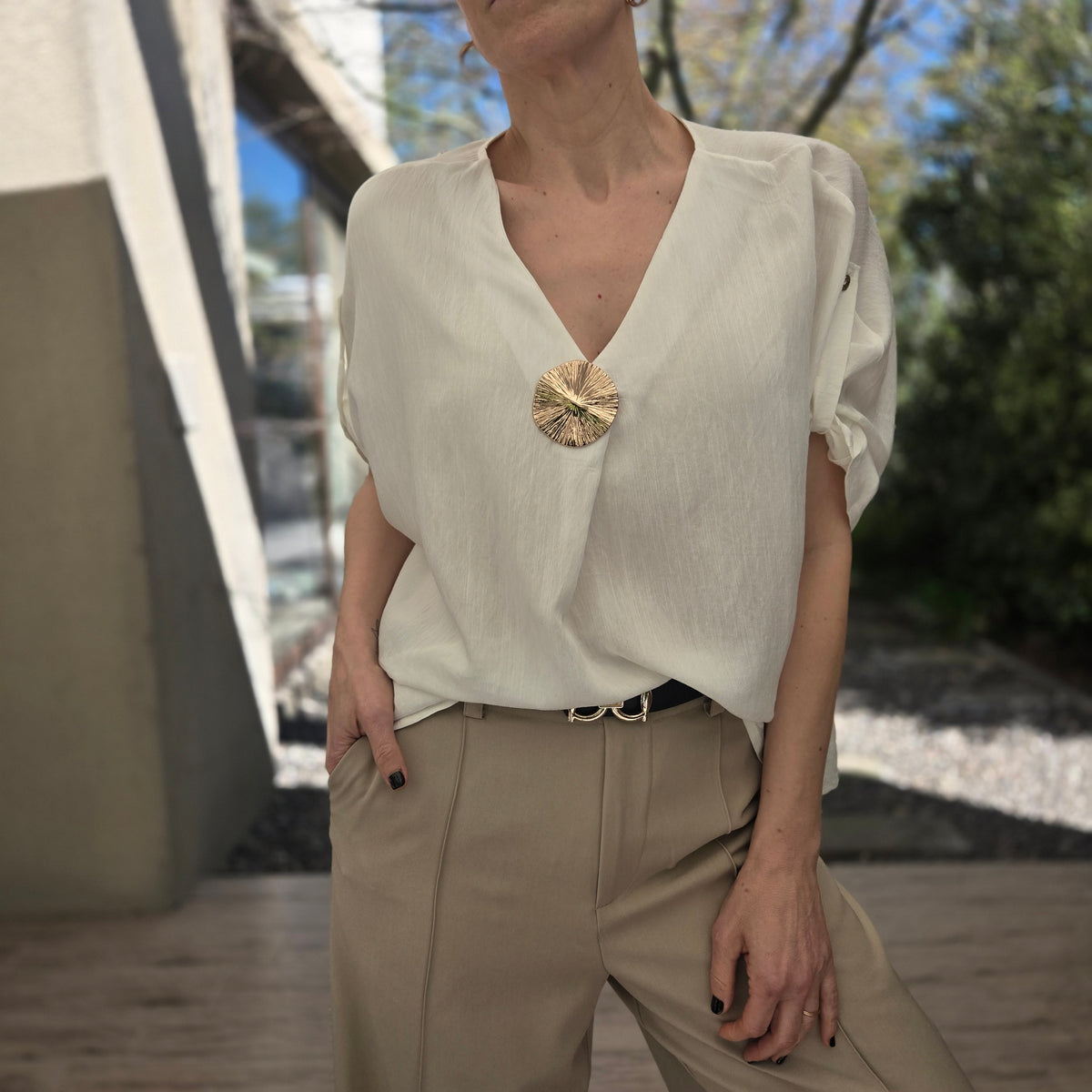 Blusa + Prendedor "REGINA"